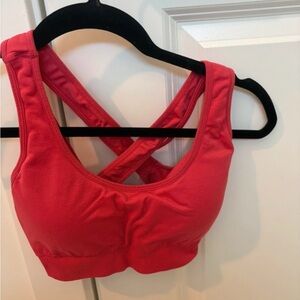 Women’s Cross-Back Sports Bra nvgtn